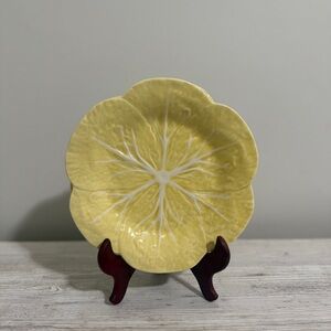 Set of 2 Yellow Bordallo Pinheiro Cabbage Plates